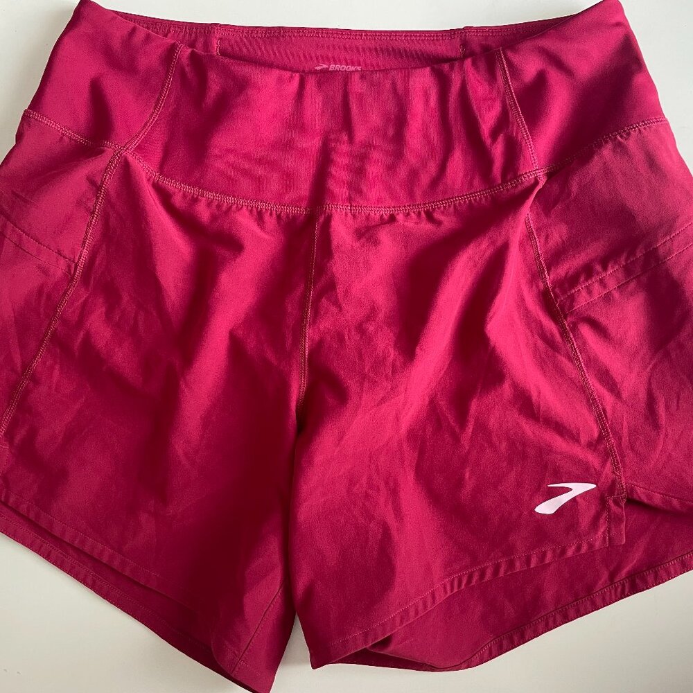 Brooks Chaser 5" Shorts